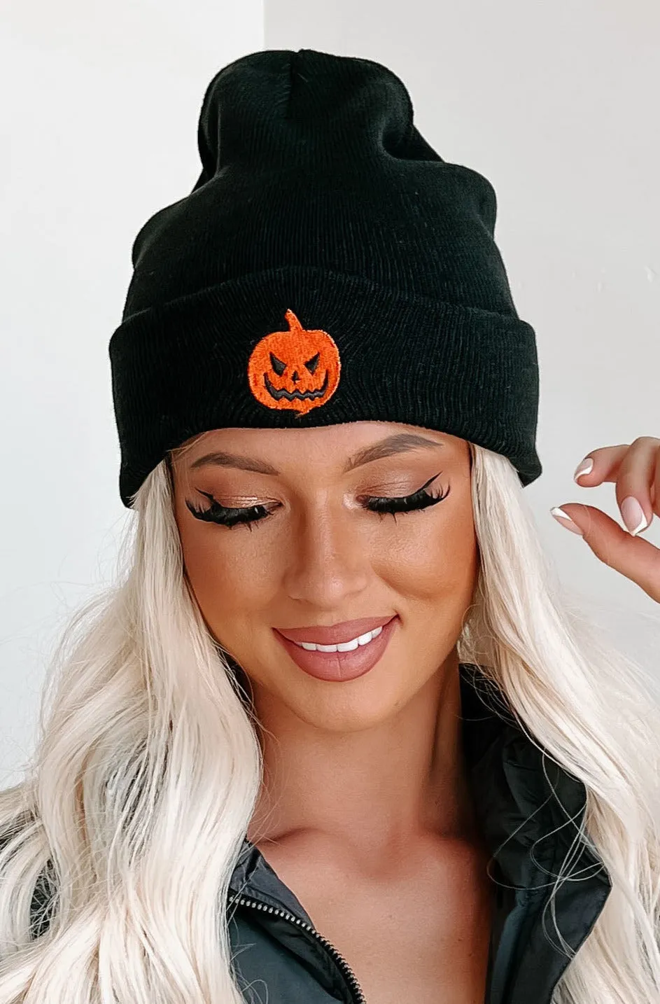 Jack-O-Lantern Smiles Embroidered Cuffed Beanie (Black)