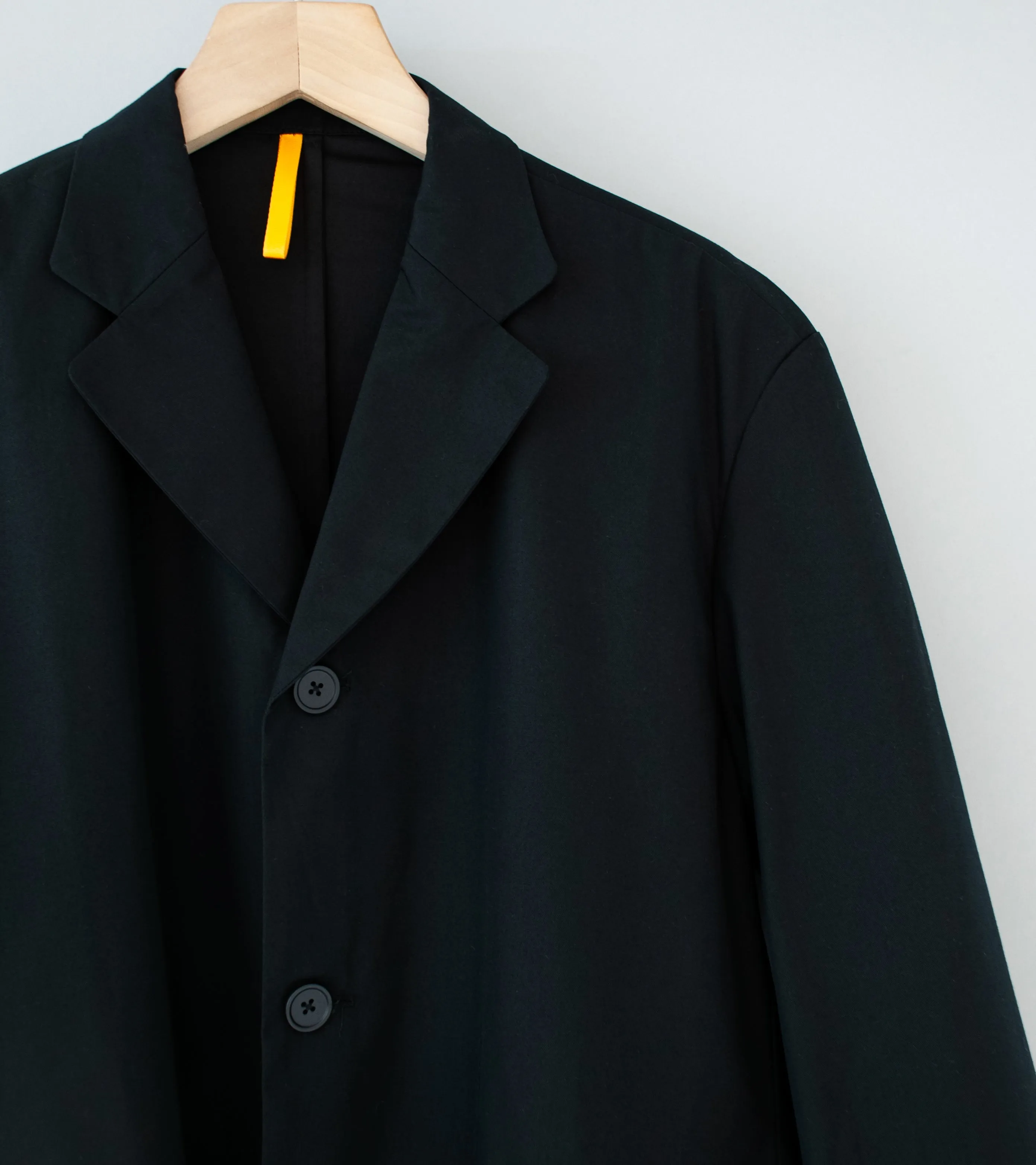 MAN-TLE 'R16 Y2 Blazer' (Black Magic Gabardine)