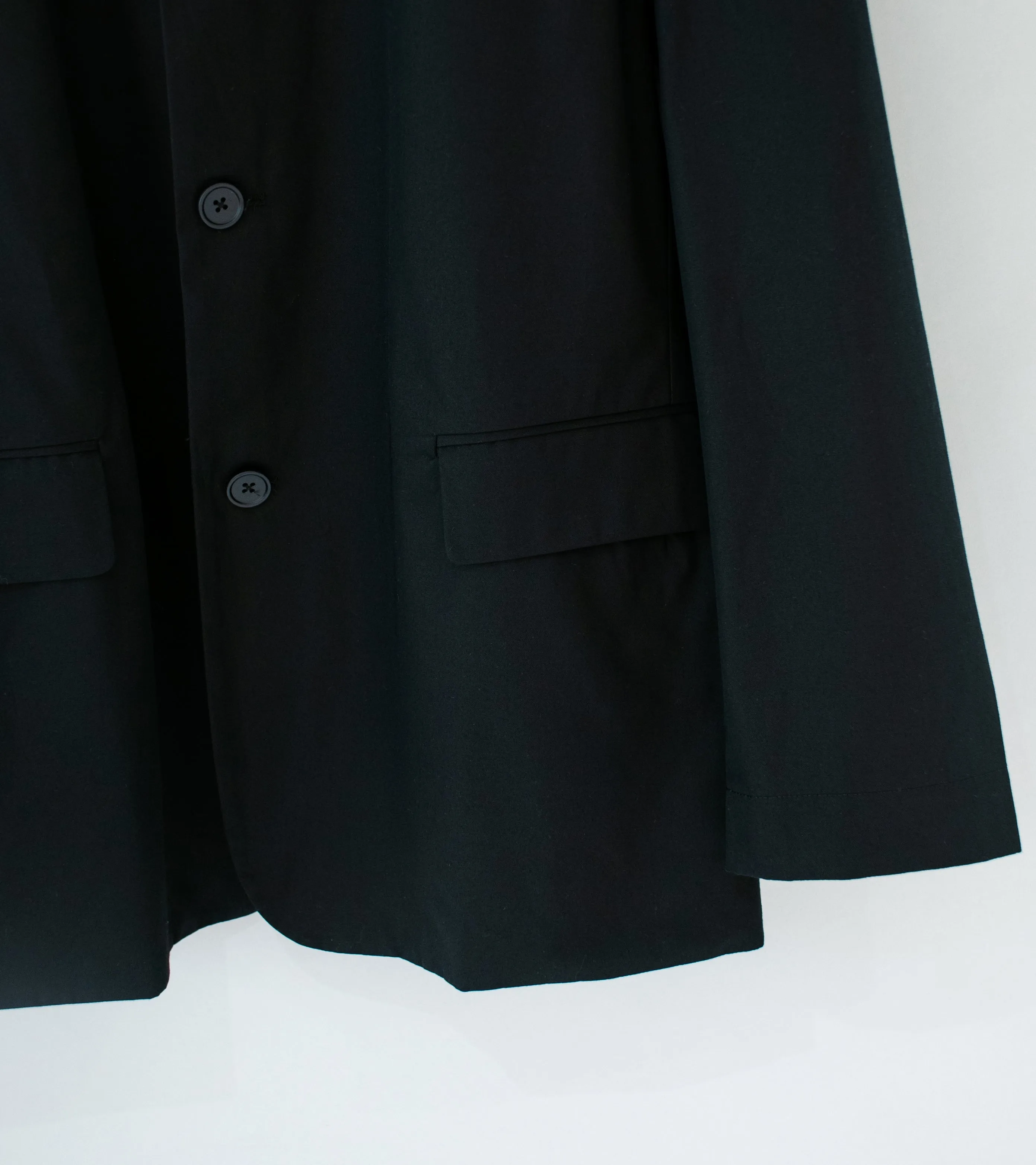 MAN-TLE 'R16 Y2 Blazer' (Black Magic Gabardine)