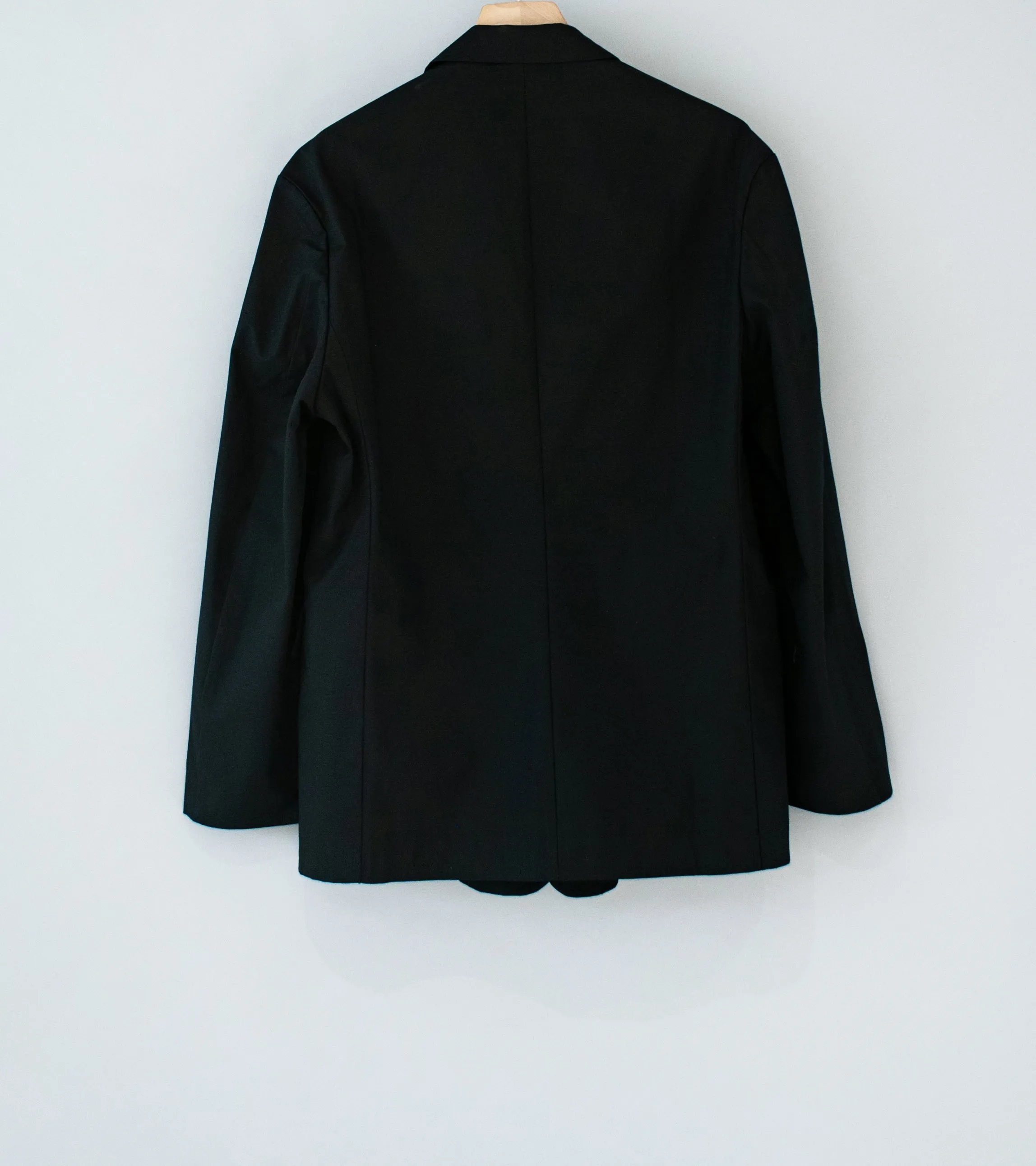 MAN-TLE 'R16 Y2 Blazer' (Black Magic Gabardine)