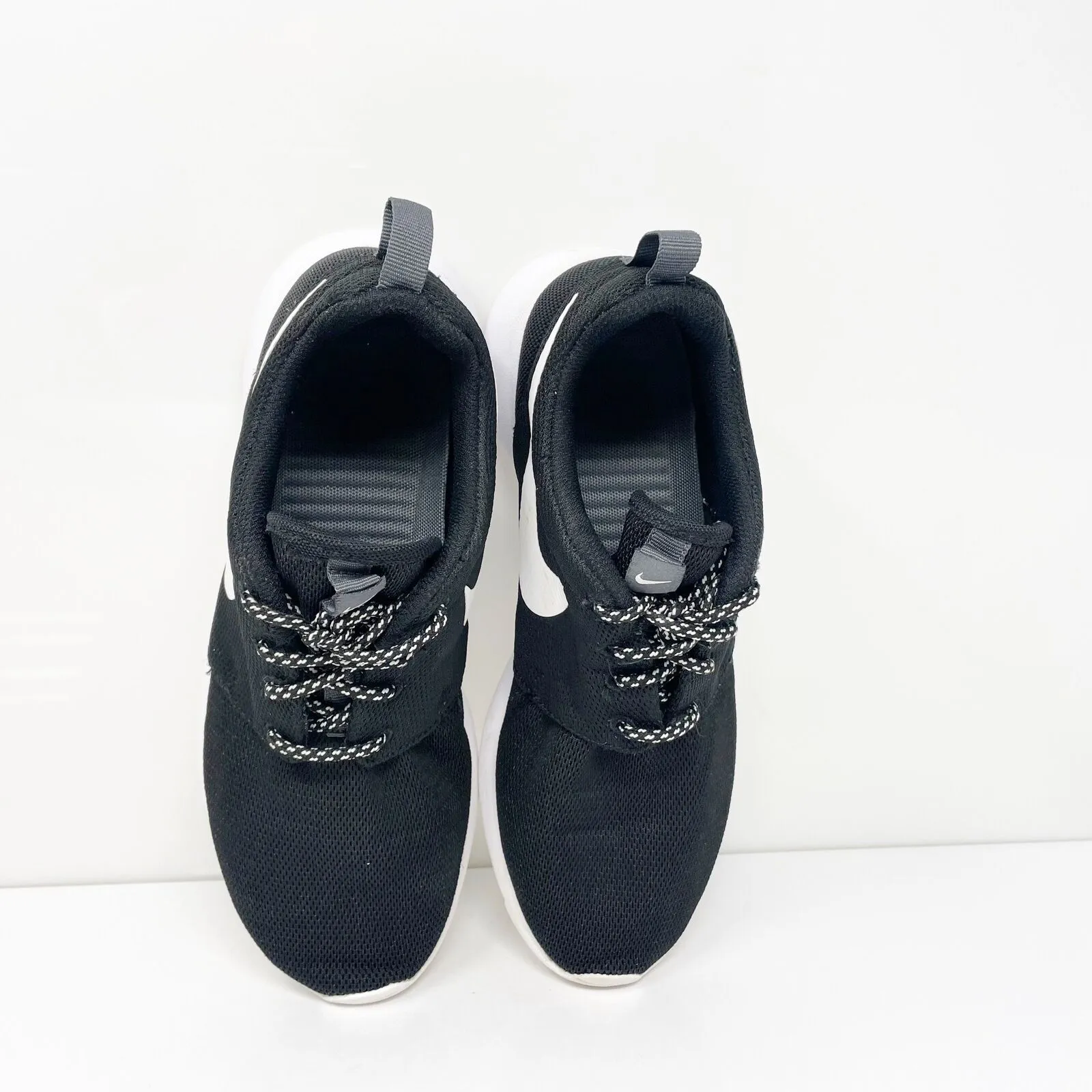 Nike Womens Roshe One 844994-002 Black Running Shoes Sneakers Size 7.5