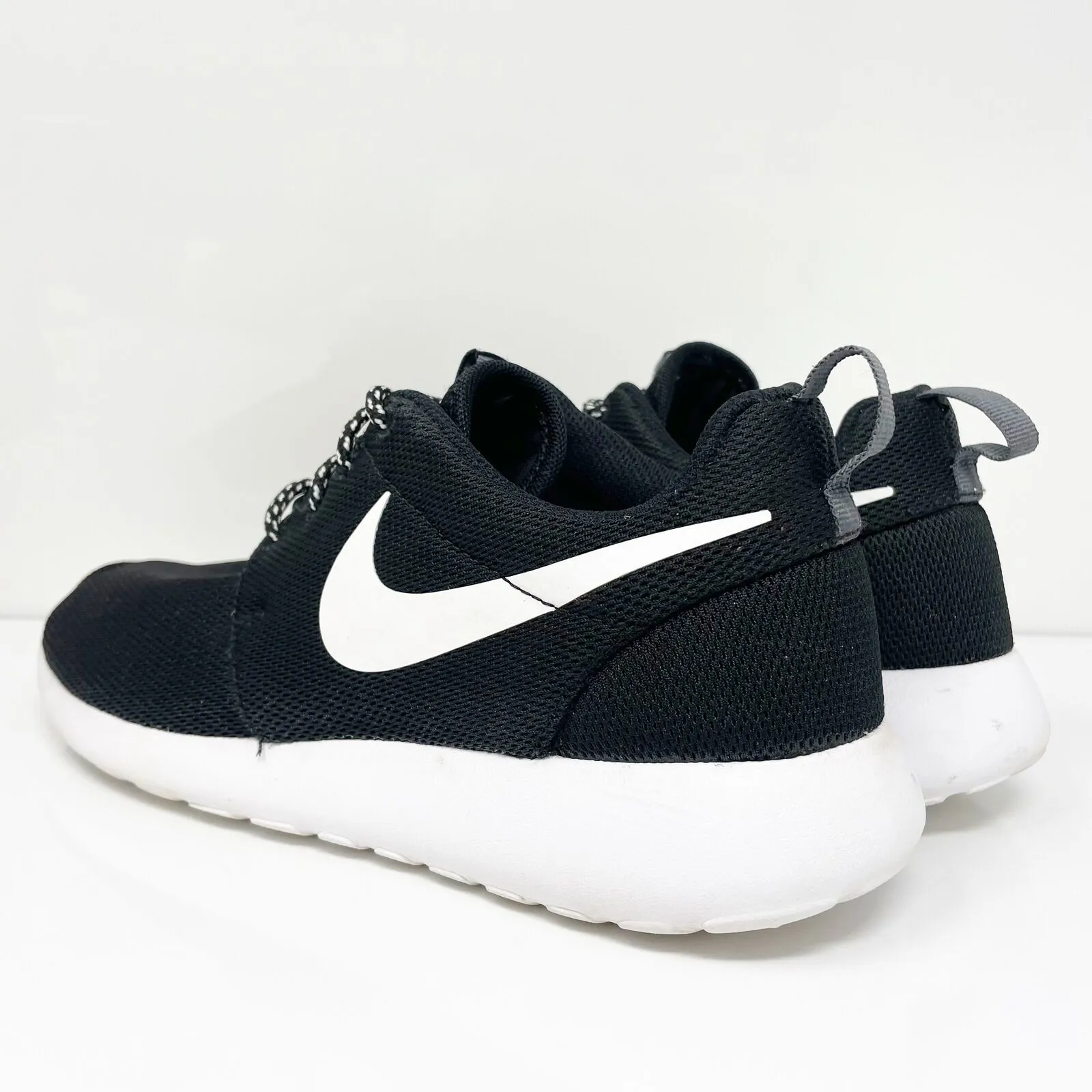 Nike Womens Roshe One 844994-002 Black Running Shoes Sneakers Size 7.5