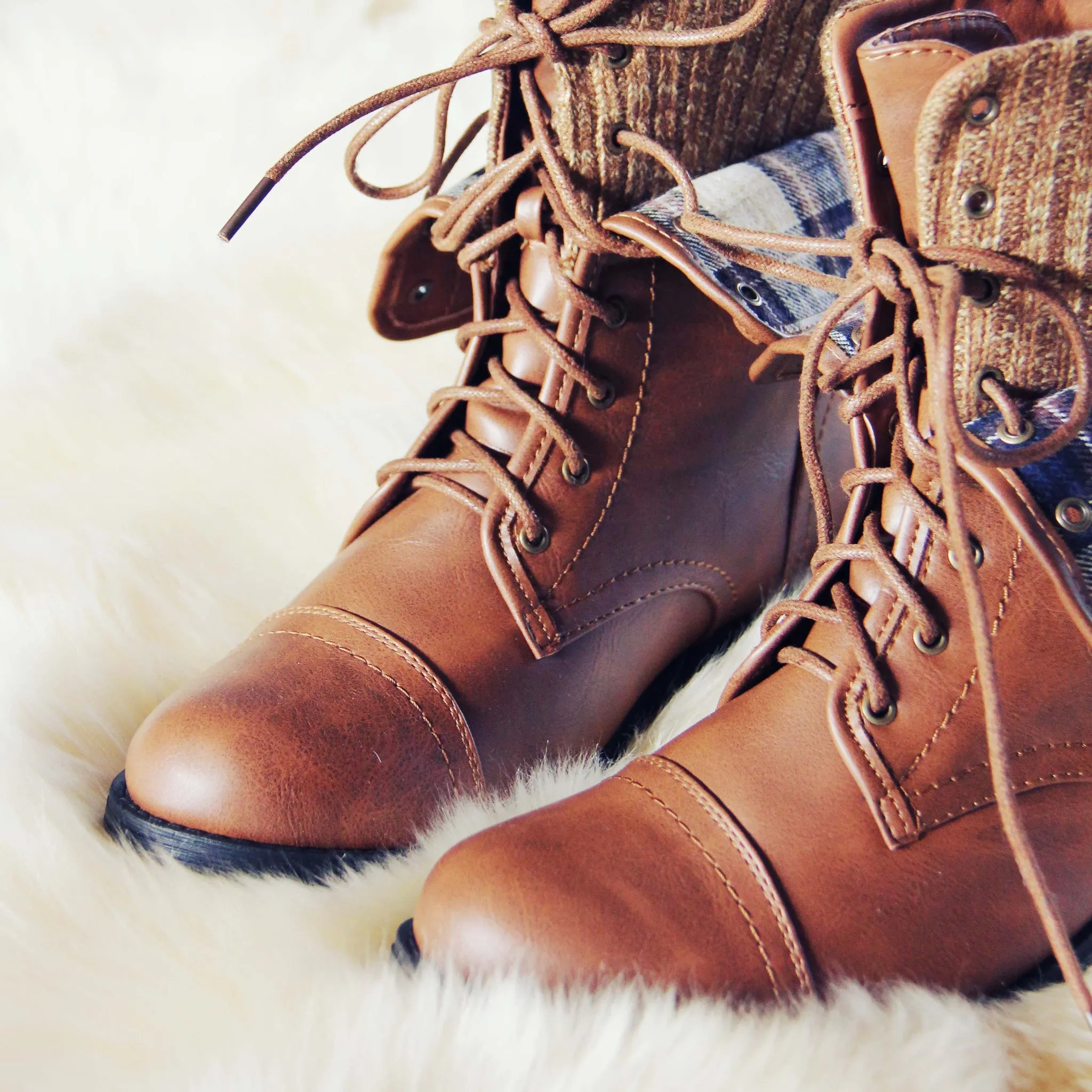 North Lodge Sweater Boots in Tan