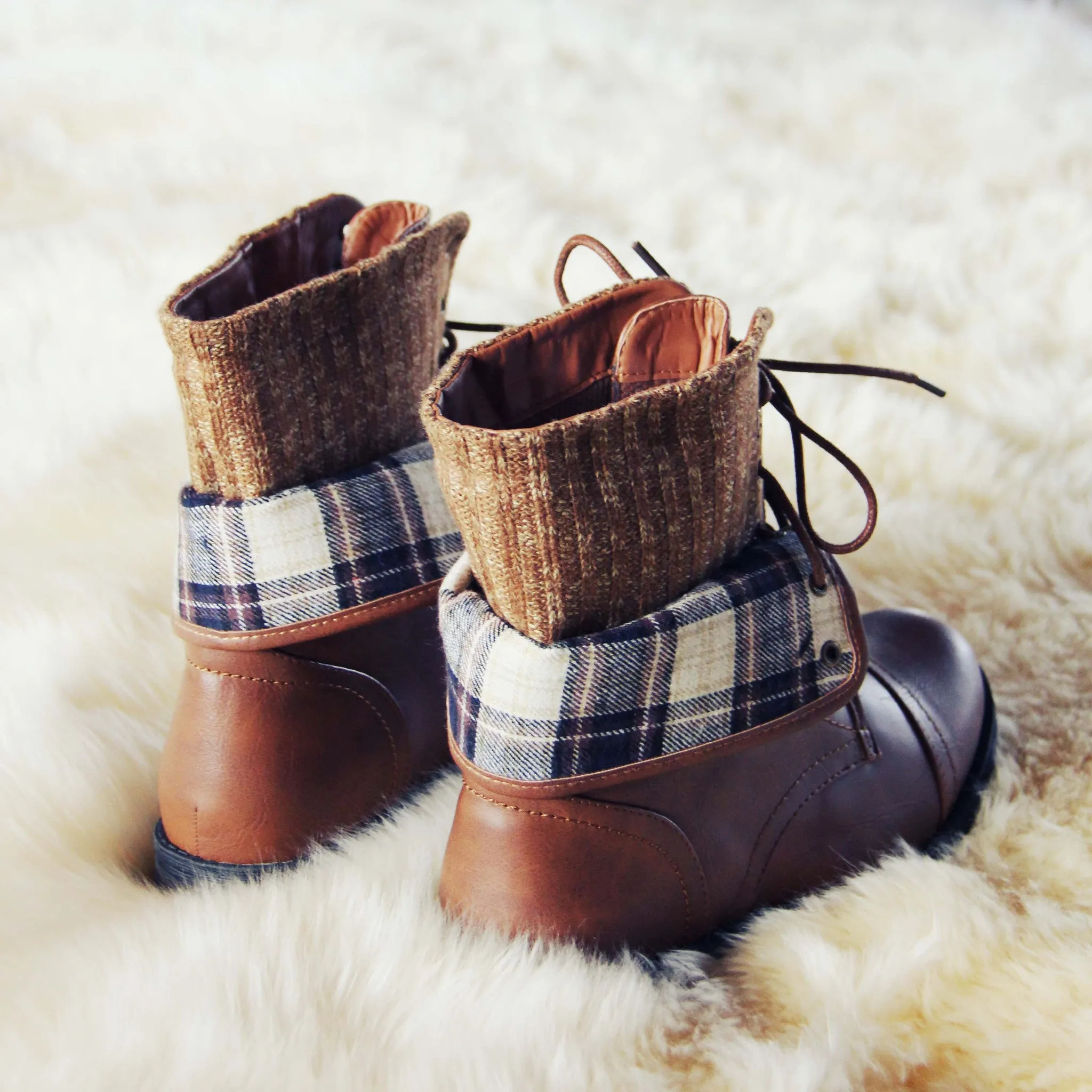 North Lodge Sweater Boots in Tan