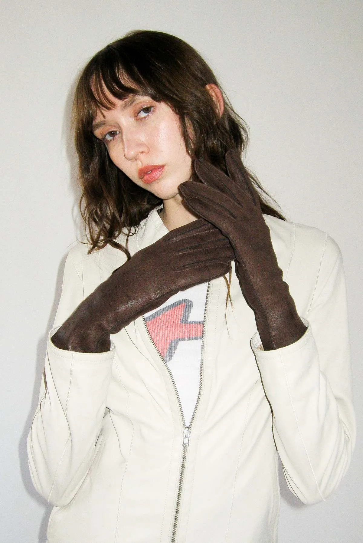 Raw Seam Classic Gloves in Distressed Mink