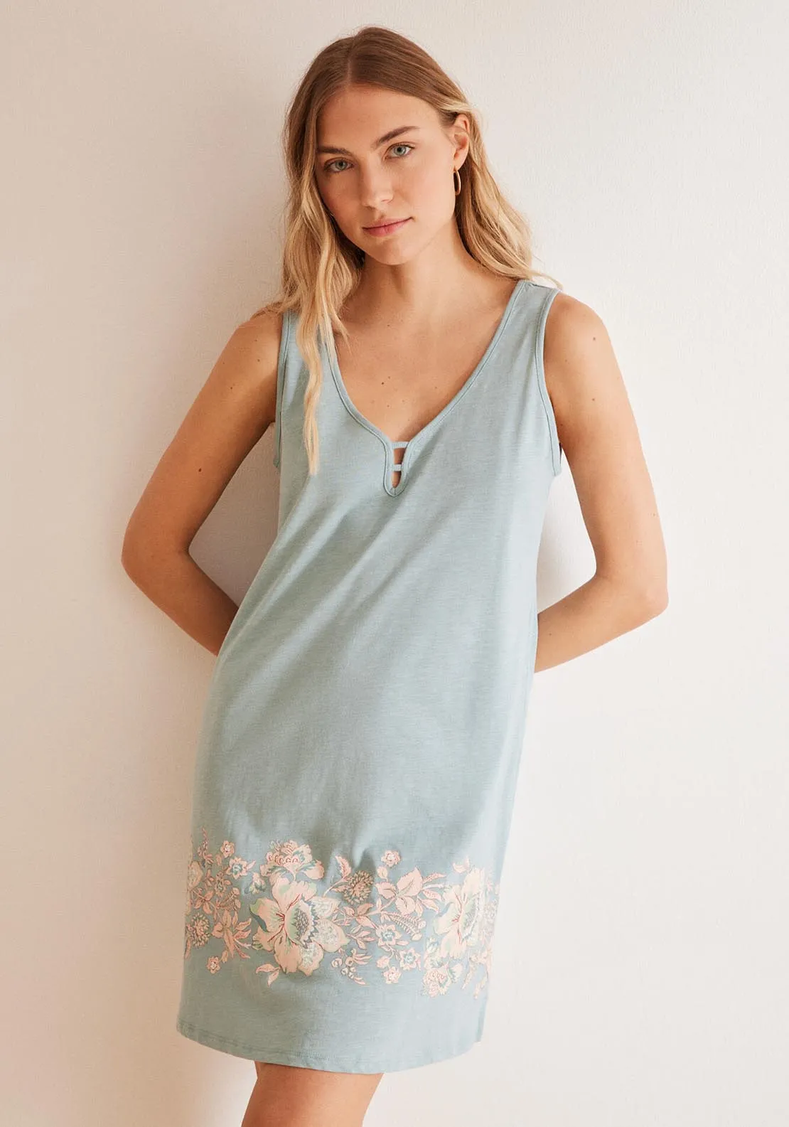 Short nightgown in 100% cotton with straps - Blue